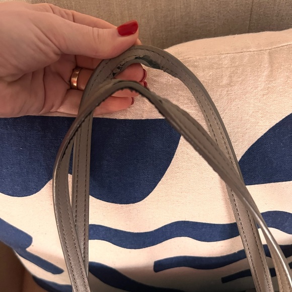 Tory Burch Gemini Link Tote in French Grey/Taupe - Picture 4 of 4